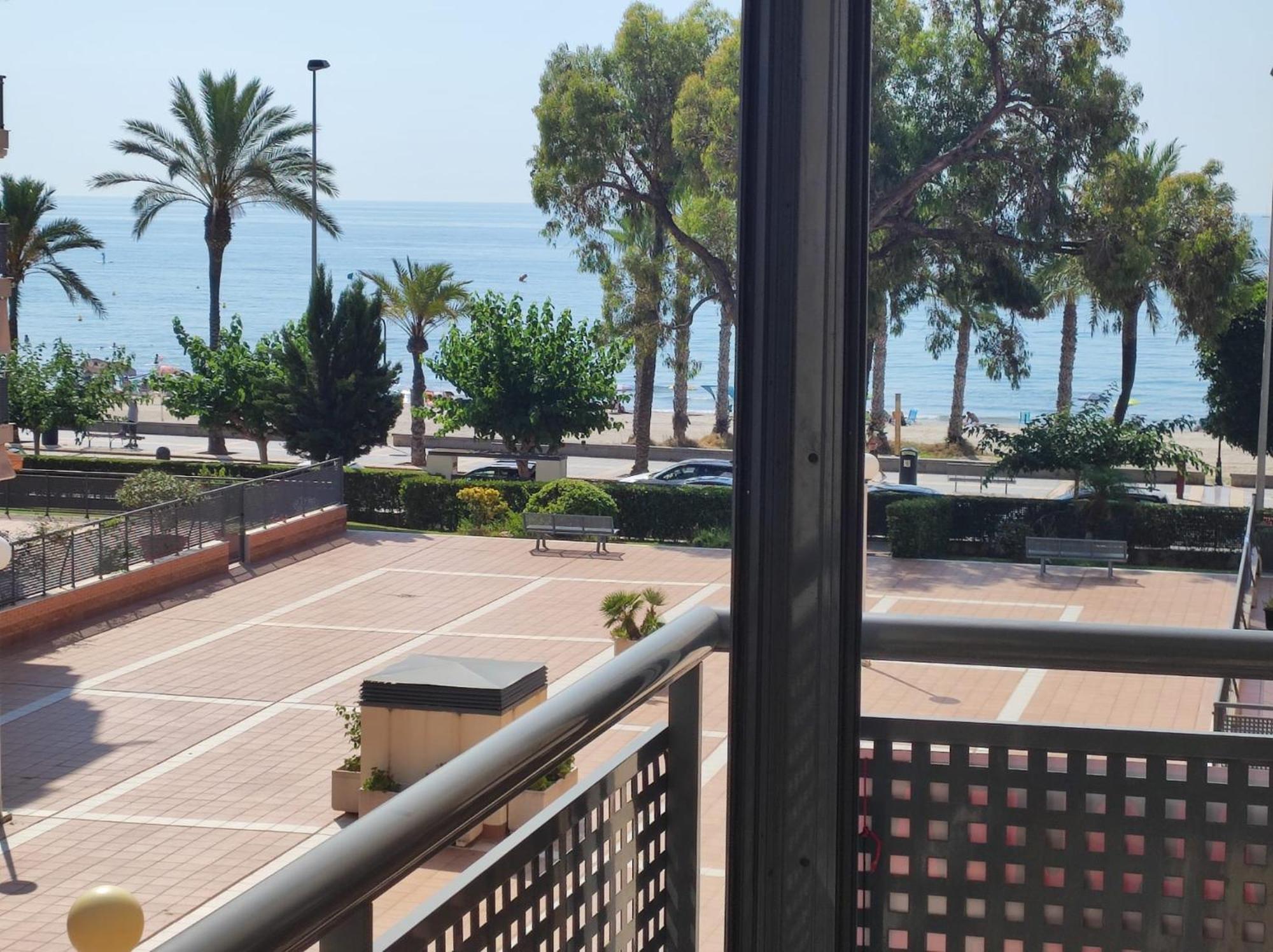 Precioso Apartamento Con Vistas Al Mar เบนิสกัสซิม ภายนอก รูปภาพ